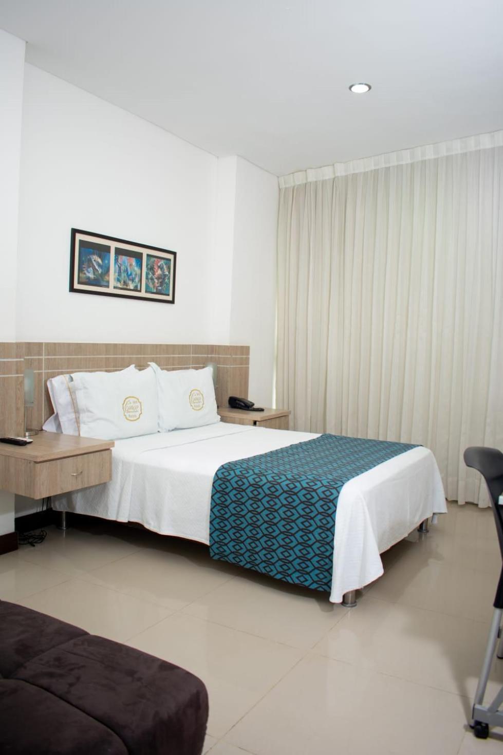 Hotel Cinco Монтерія Екстер'єр фото
